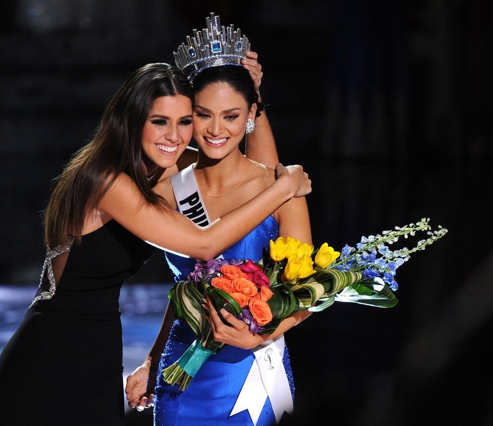 The Painfully Awkward Moment When They Crowned The Wrong Miss Universe