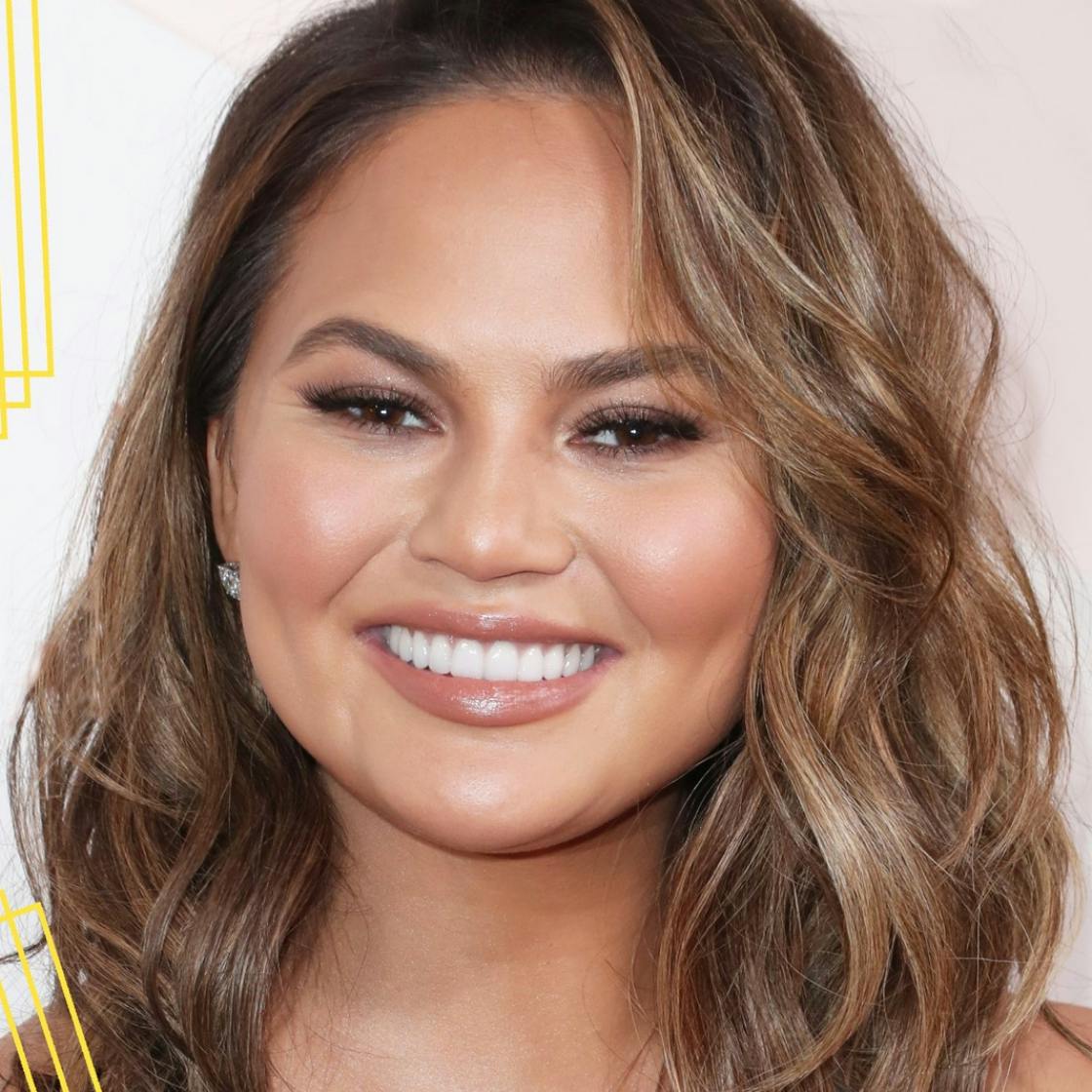 L'Oreal Instant Highlights delivers Chrissy Teigen hair colour in minutes