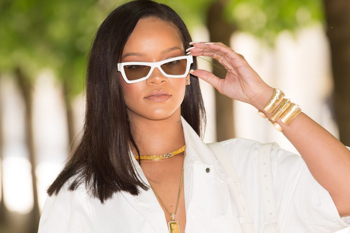 Rihanna addresses those paparazzi shots of her ‘arguing’ with her boyfriend