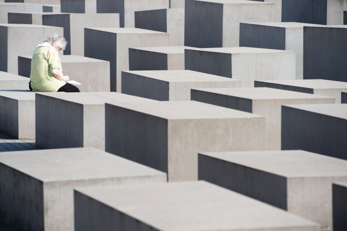 holocaust-memorial-day