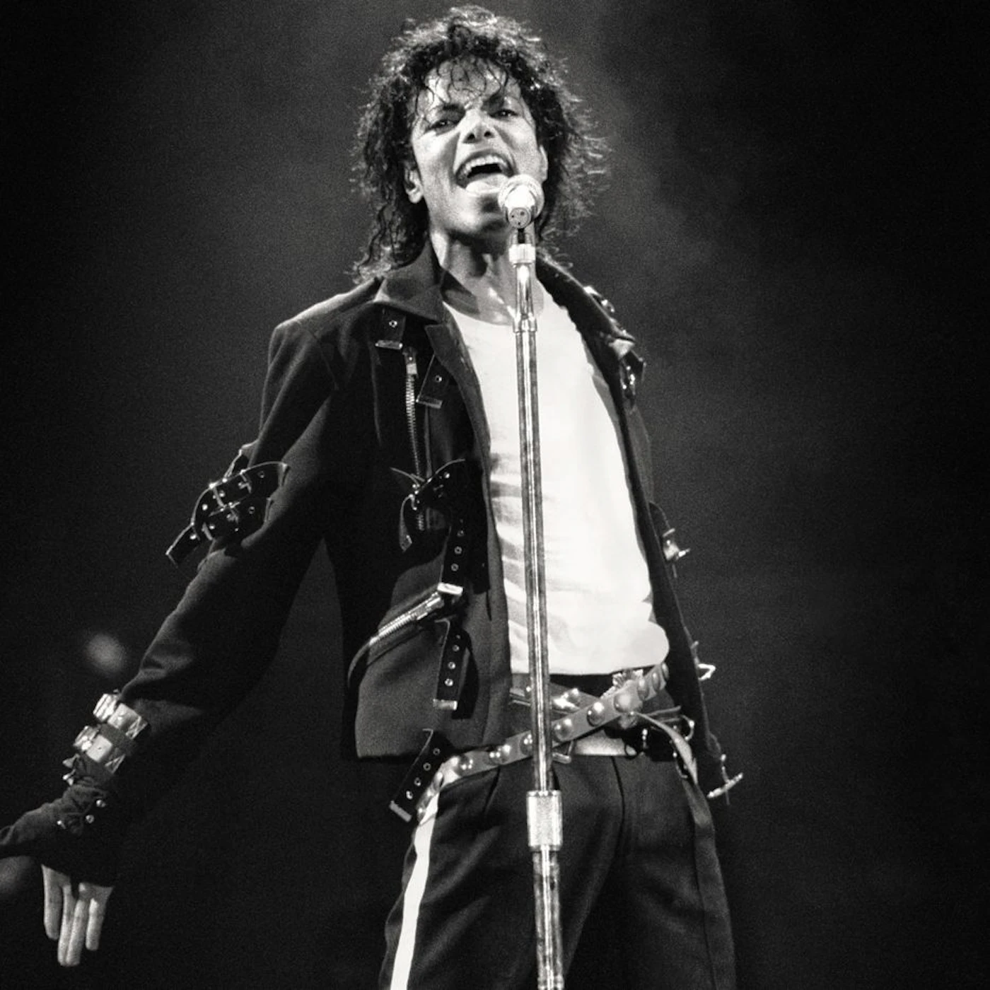 Leaving Neverland trailer details Michael Jackson abuse allegations in ...