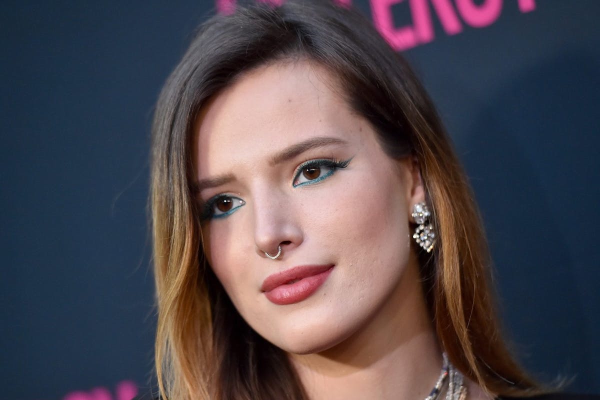 1200px x 800px - Bella Thorne responds to revenge porn with nude photos on ...