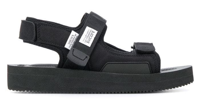 Shop black flat sandals to replace your Birkenstocks online