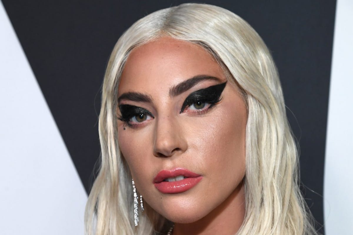 Lady Gaga falls off stage