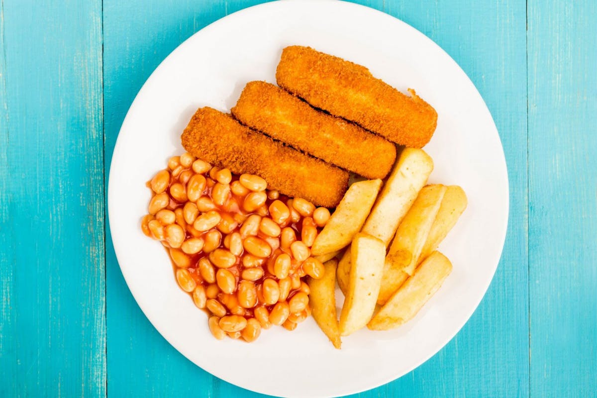 fish-fingers-baked-beans-chips
