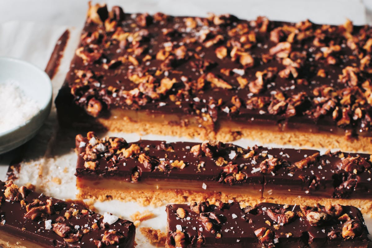 salted caramel chocolate bars recipe