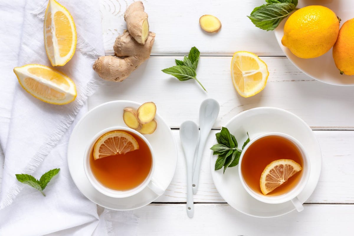 Benefits of hot lemon and honey