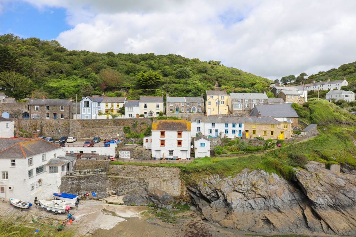 Best place to live in the UK: Cornwall overtakes London