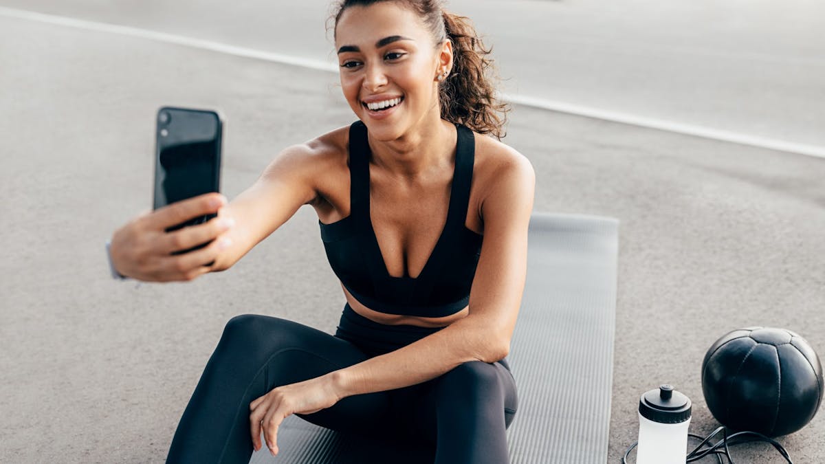 Should you share your gym progress on social media?
