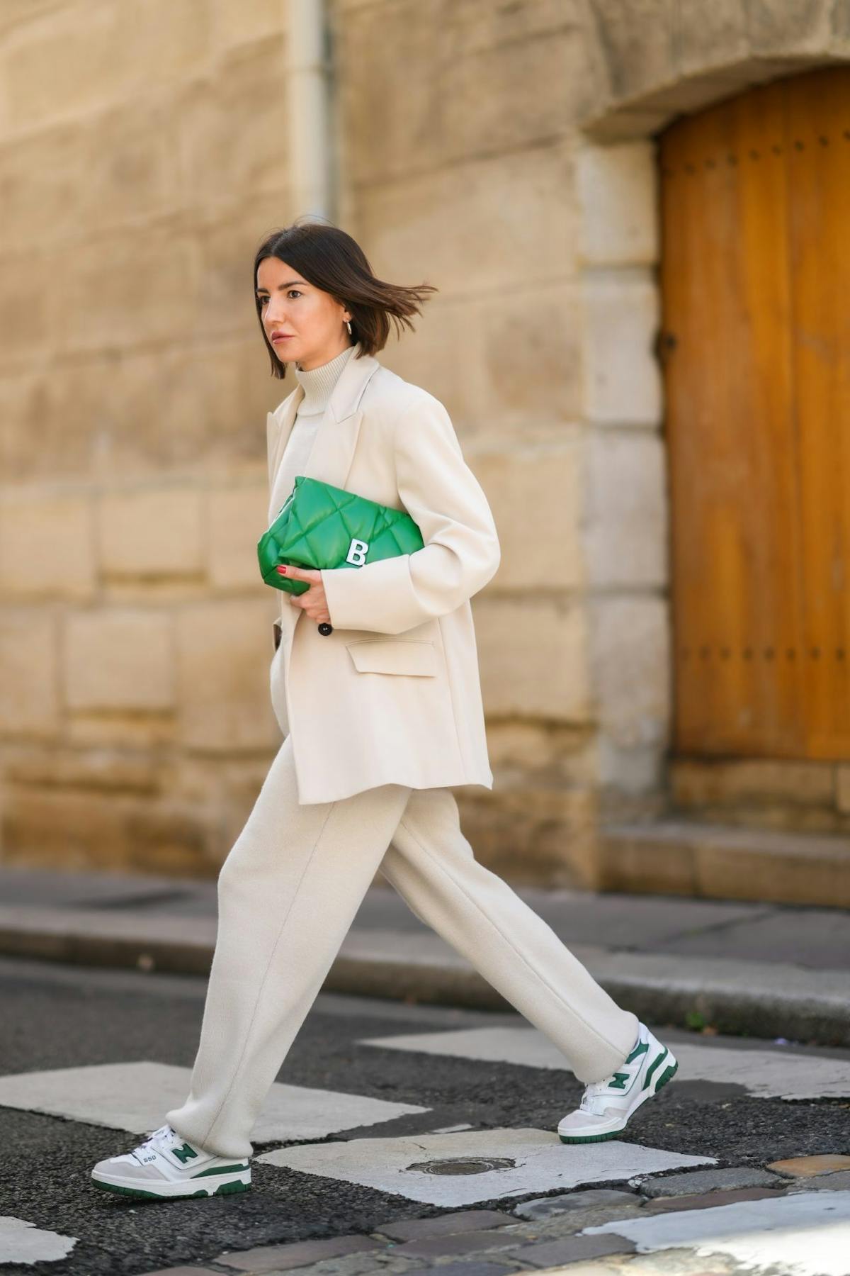 how-to-wear-trainers-to-work
