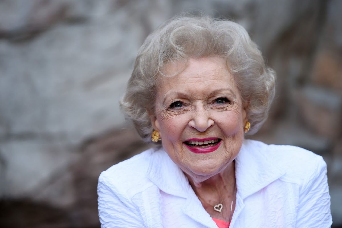 Betty White: Michelle Obama and Oprah Winfrey lead Twitter tributes following her death