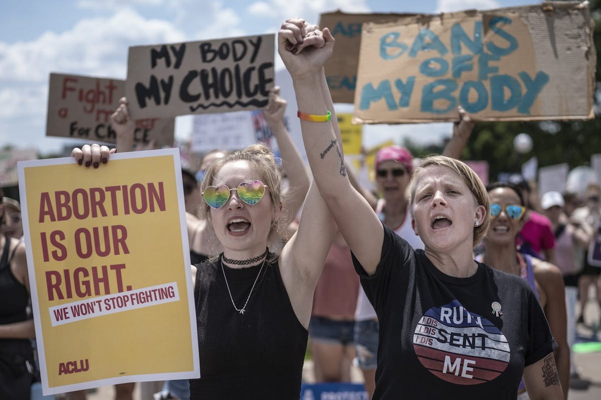 Roe v Wade: what Kansas’ vote to protect abortion rights means for women’s healthcare in the US